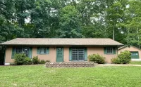 Oasis Haven - Lakehouse with a Dock, Next to SML State Park