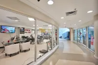 2 Bedrooms condo on the beach in Miami Beach