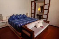 Beachfront, Laid Back Luxury Penthouse on Beautiful Manzanillo Bay Surf Break Hotels in Troncones