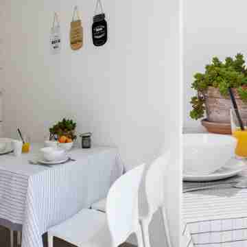 New trendy & modern apartment 100m from the beach & Old Town - Ploce area Dining/Meeting Rooms
