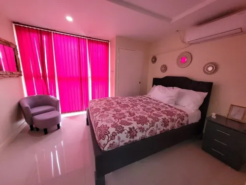 Our beautiful apartment over looks the ocean and as 24 hrs security.