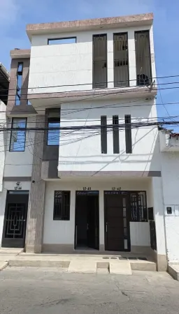 Beautiful Modern 2  Bedroom Apartment