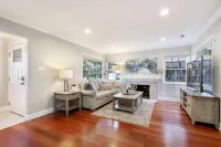 Gorgeous entire house in a Safe & Quiet Neighborhood (SFO/SF/Bart)