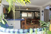 Villa Sophie 3BR/3BA, Beach Front Terrace, Heated Pool, Parking.
