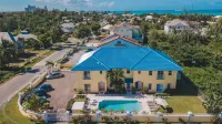 Luxury Oceanview Townhouse, Vista Marina, Bahamas 더 그로브 호텔