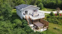 !!Hot Tub!! - Edge of Gros Morne Park - Explorers, family & Snowmobilers home Các khách sạn ở Division No. 9 Subd. A
