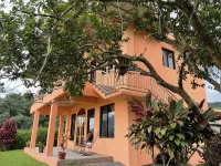 Hummingbird Suite - Stunning Arenal Volcano and Lake Views
