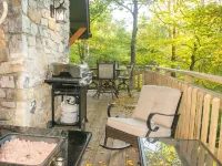 Misty Mountain Cabin with Grandfather Views
