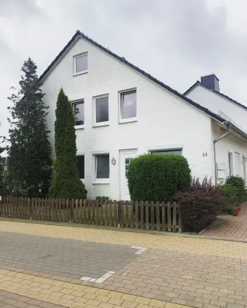 Apartment in top location. Wifi, parking space, balcony, bicycle shed Отели в г. Грёмиц