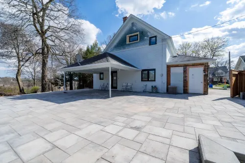 Entire Home in Niagara Falls Canada! 10 Minutes Walk to the Falls