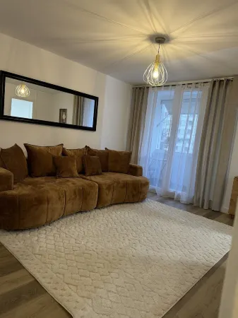 Appartement Cocon Chic et Refait à Neuf : Votre Coin Douillet en Ville