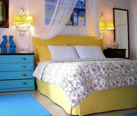 Villa with fantastic sea view and garden, 4 guests