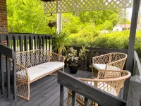 Honey Run King Suite ~Between Millersburg & Berlin