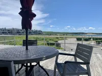 Serene Montauk Condo with Stunning Bay View and Pool