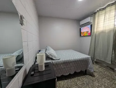 Spacious Home W Private Parking  호텔