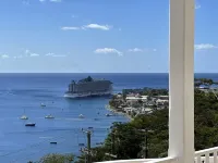 Spacious apartment near attractions with a wonderful view!