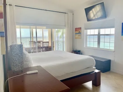 Ultimate Beachfront Oceanfront Penthouse W Unbeatable Views!!