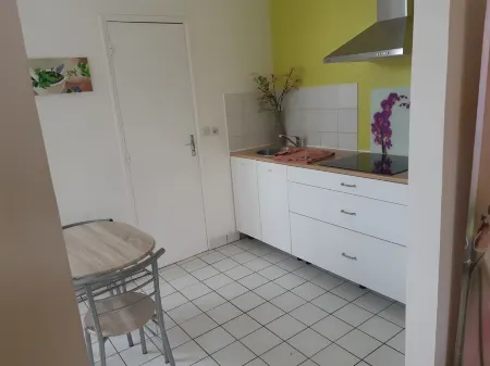 Studio near the city center Отели в г. Жизор