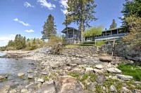Bayfront Hancock Cottage w/ Beach Access & Views! - Wifi