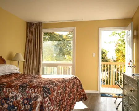 Meaford Inn Hotels in Grey County
