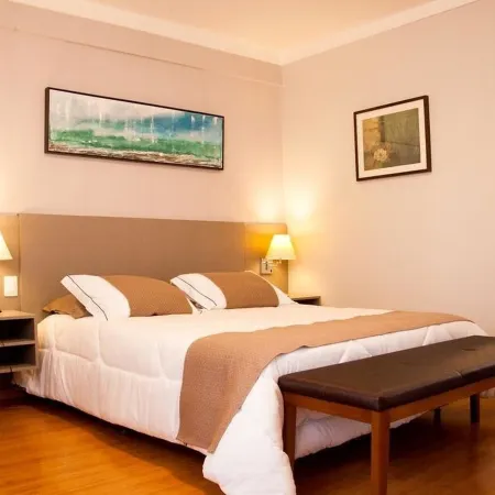 Biazi Plaza Hotel Hotele w: Bauru
