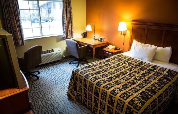 Regency Inn & Suites