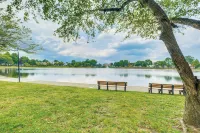 Walkable Barberton Apartment: 9 Mi to Akron!