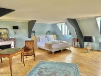 Château de la Giraudière Hotels in Vernou-en-Sologne