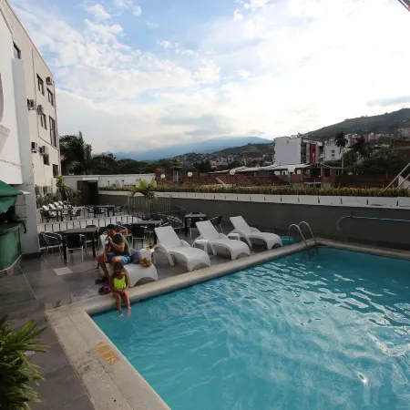 Hotel San Fernando Real