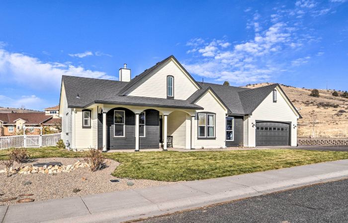 Alluring Home w/ Fire Pit < 1/2 Mi to Oit!