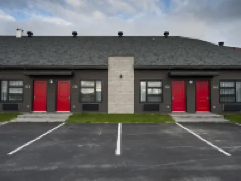 Amosphère Complexe Hotels in Amos