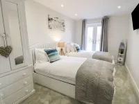 6 Bay View Hotels in Llanfair-Mathafarn-Eithaf