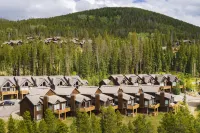 Antler Way at Lakota.... 3 Bedroom Townhouse by RedAwning