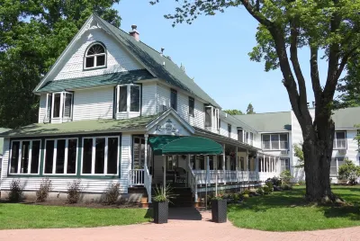Rosemont Inn Resort B&B