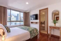 알카사르 데 오비에도  호텔