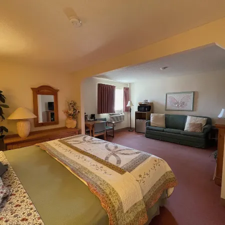 Country Lodge Inn