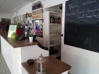 Hôtel et Bar du Port Hôtels à : Mèze