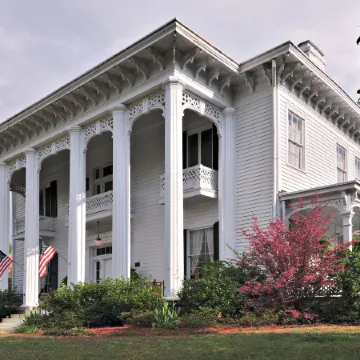 Shadowlawn Bed and Breakfast