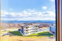 Ski-in/out Townhome w/ Views at Okemo Resort! - Homestays