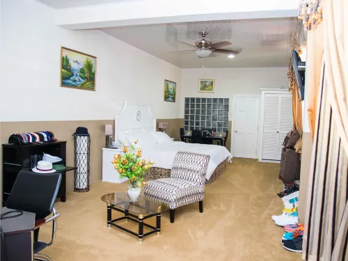 Millenium Manor Hotel