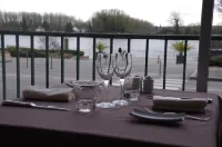 Logis Hôtel & Restaurant - le Normandie Hotels in Bolbec