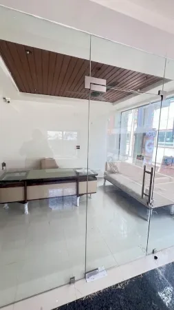 Hotel GMR Pearls Отели рядом с достопримечательностью «Sri Mukeshwara Swamy Temple, Sri Kalahasti»