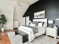 Your dream vacation on gorgeous Seneca Lake!! Luxury lakeside living!