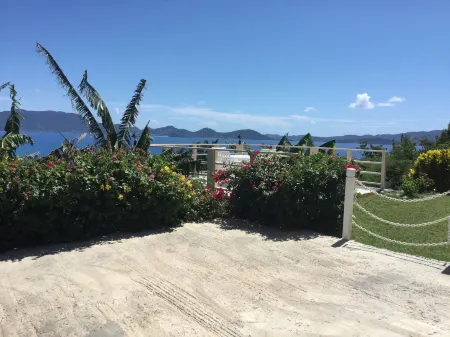 Ocean View Villas Отели в г. Belle Vue
