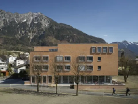 チャーン バァドゥズ ユース ホステル ファドゥーツのホテル