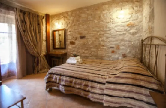 阿尼哥萊亞酒店