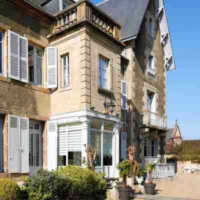 Le Clos De Bourgogne Hotel Exterior