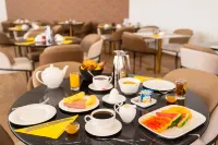 Hotel l'Adresse Dakar - sarapan