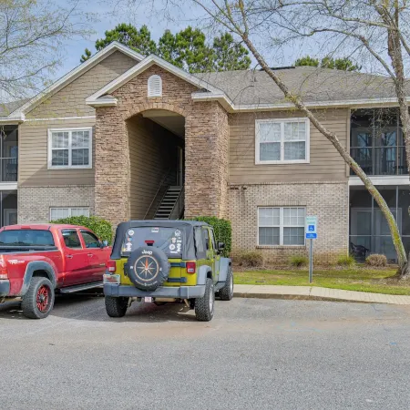 Foley Condo w/ Pool Access: 10 Mi to Gulf Shores!