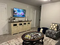 Charming 3-bedroom house with WiFi and AC in lovely Fargo